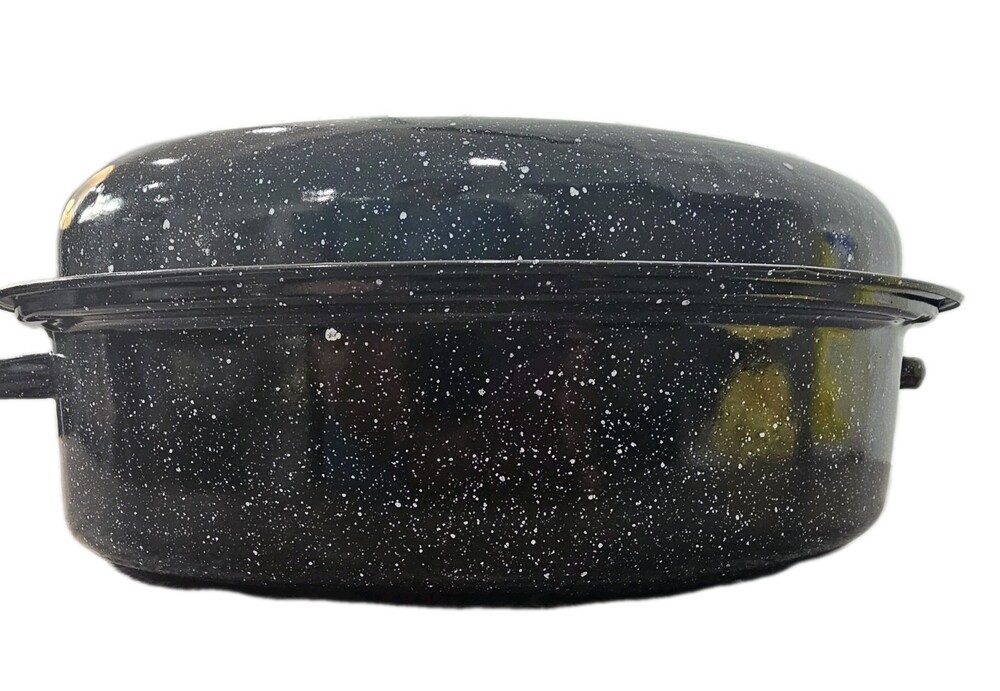 Vintage Black Speckled Enamel Oval Roasting Pan with Lid, Brand New